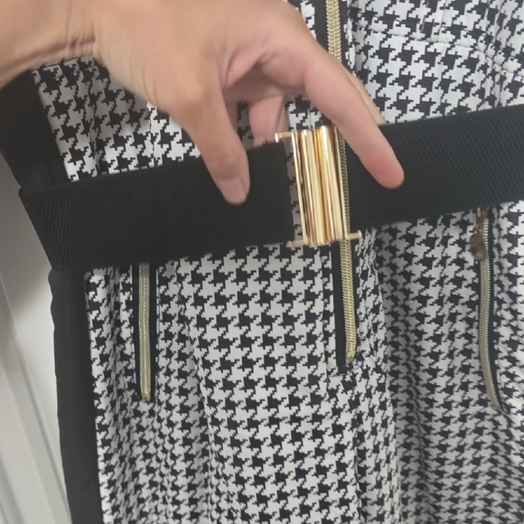 Stylish Elegant Black and White Houndstooth Snowsuit - Picture 8 of 10